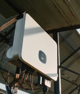Solar Inverter & Controller
